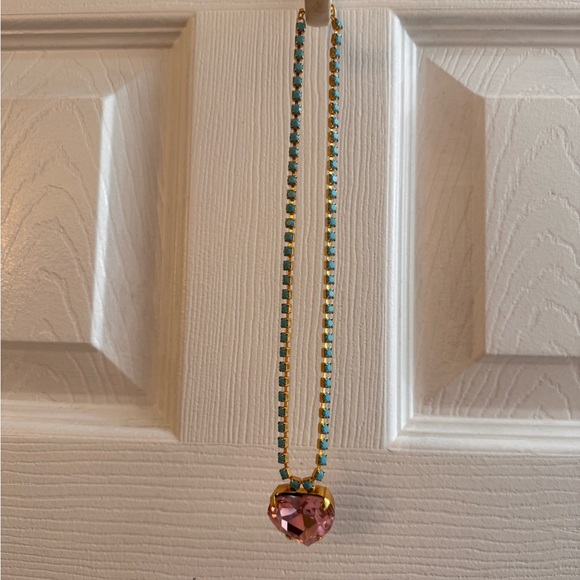 The Pink Reef Heart of the Ocean Necklace in light pink - Picture 5 of 8